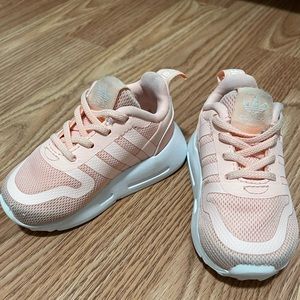 Adidas toddler girls sneakers